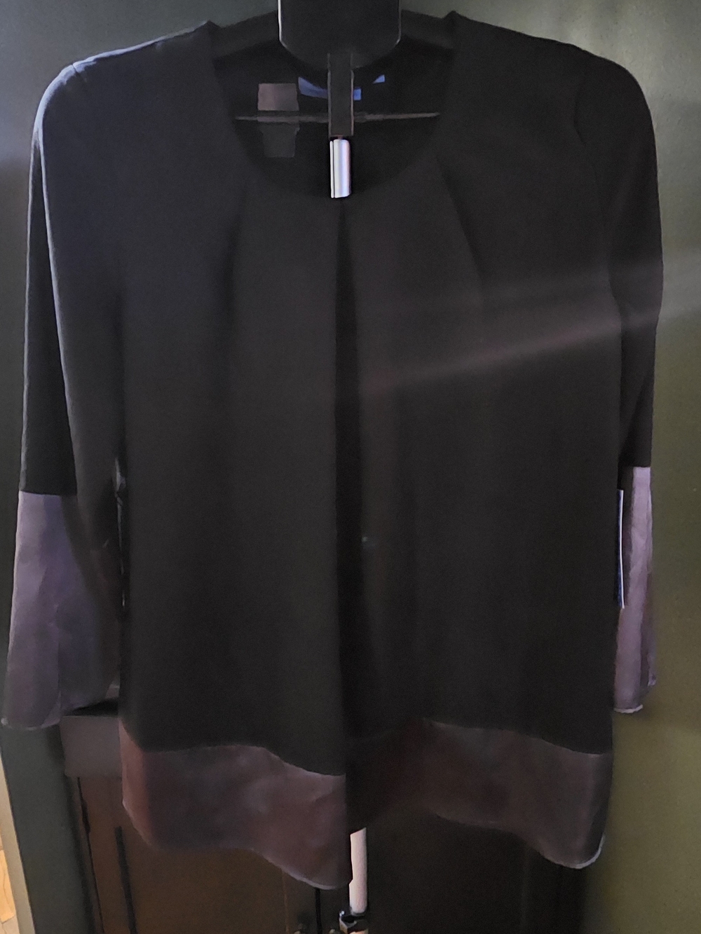 Simply Vera Vera Wang Black Blouse with Purple Trim